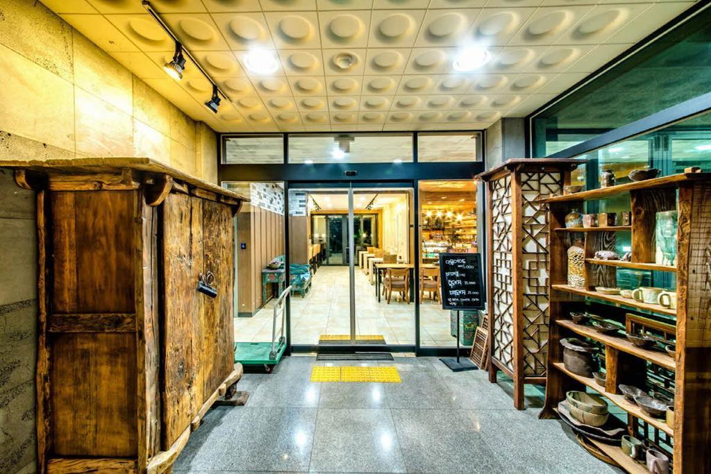 Olleyo Resort Seogwipo Eksteriør billede