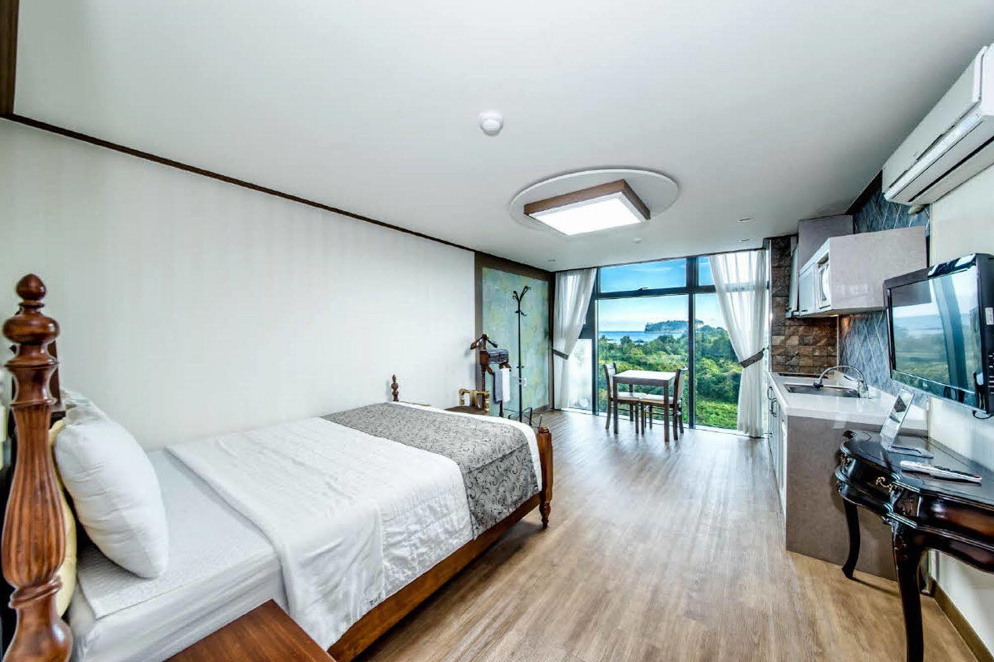 Olleyo Resort Seogwipo Eksteriør billede